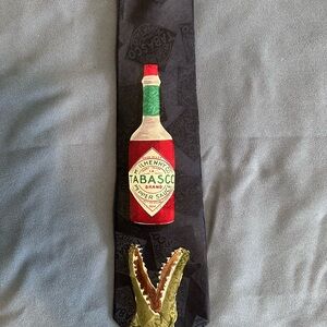 Tabasco 100% silk tie